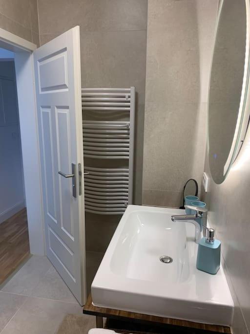 Charmante Altbauwohnung Weinheim Esterno foto